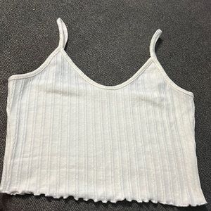 Large, beautiful stitching, no bra needed, great material ✨